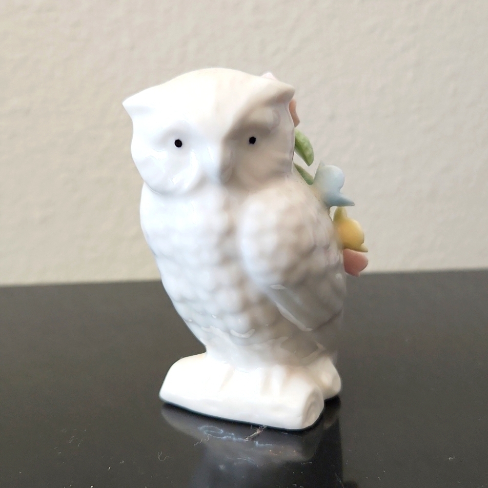Vintage Ardalt Japan Owl Bone China Pin Cushion